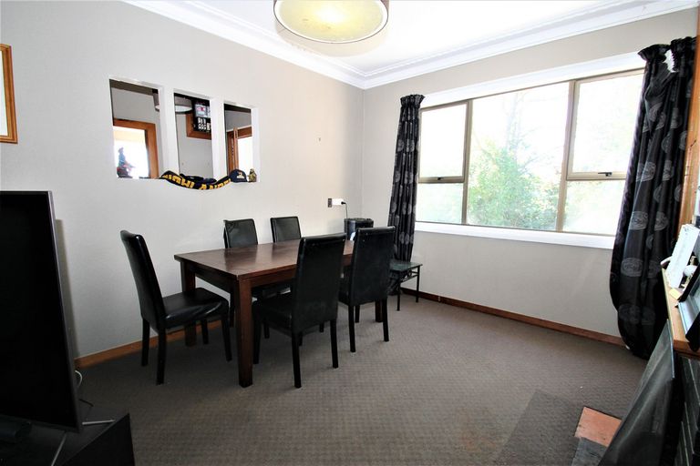 Photo of property in 180 Gladstone Road North, Mosgiel, 9024