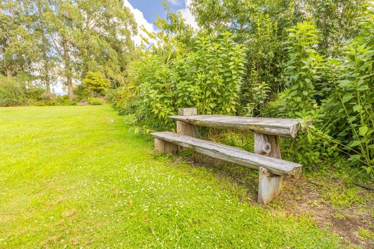 Photo of property in 78 Owen Street, Tikokino, Waipawa, 4273