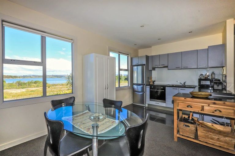 Photo of property in The Terraces, 10/9 Humber Street, Pandora, Napier, 4110