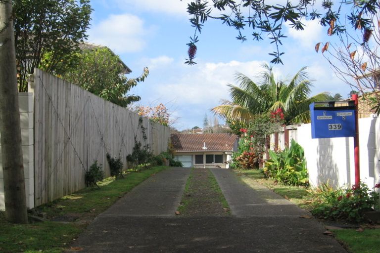 Photo of property in 2/339 East Coast Road, Mairangi Bay, Auckland, 0630