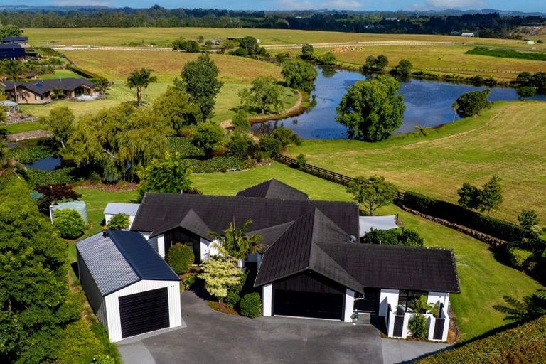 Photo of property in 10 Cochrane Drive, Kerikeri, 0230