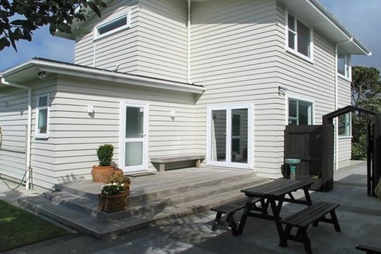 Photo of property in 11 Hallewell Crescent, Johnsonville, Wellington, 6037