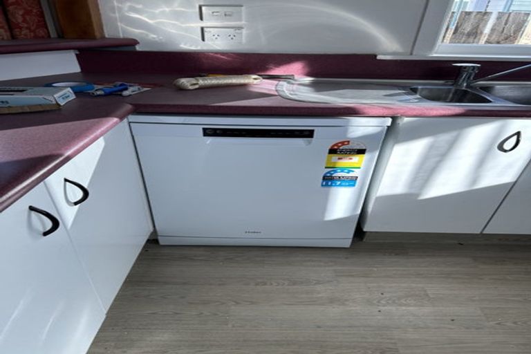 Photo of property in 73 Kauri Street, Miramar, Wellington, 6022