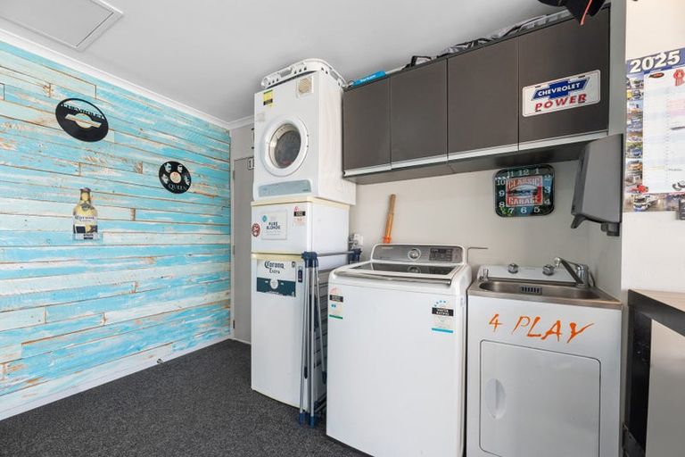 Photo of property in 69 Bert Wall Drive, Omokoroa, 3114