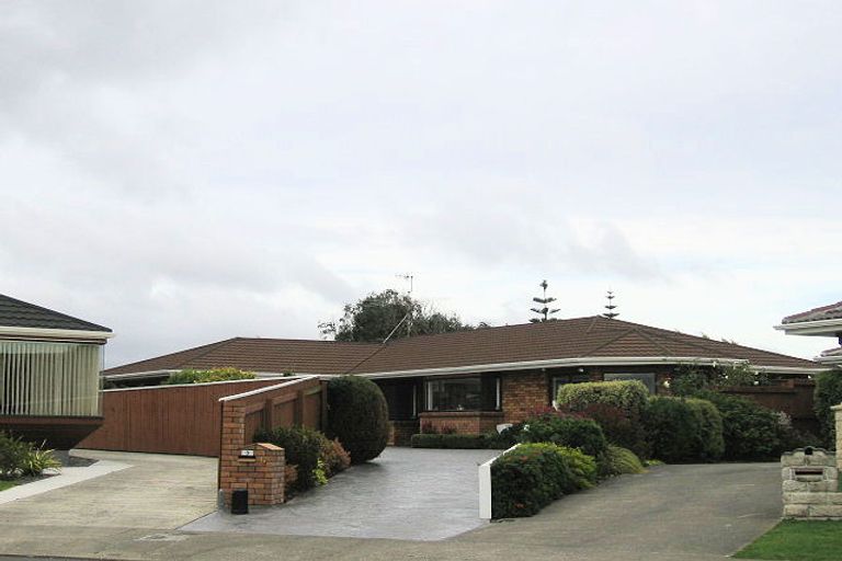 Photo of property in 8 Sandpiper Court, Paraparaumu Beach, Paraparaumu, 5032