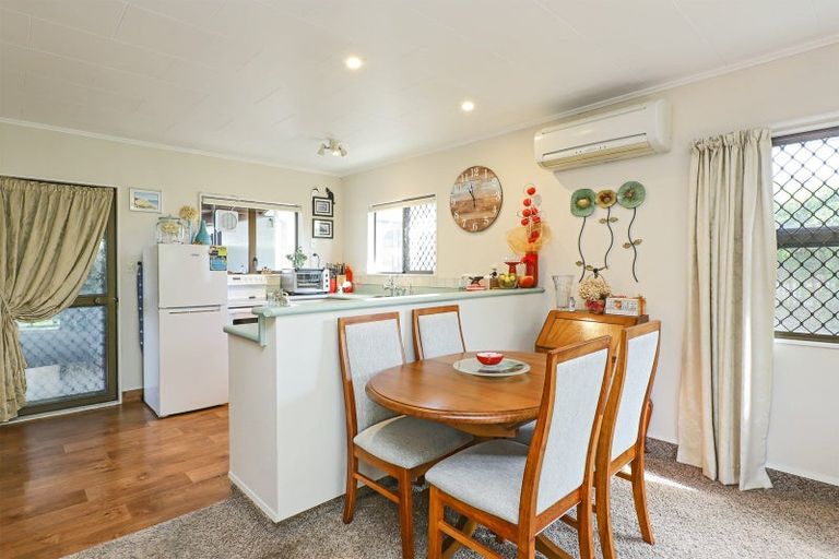 Photo of property in 6b Oxford Place, Taradale, Napier, 4112