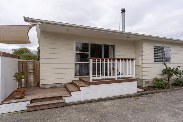 Photo of property in 32 Colville Street, Masterton, 5810