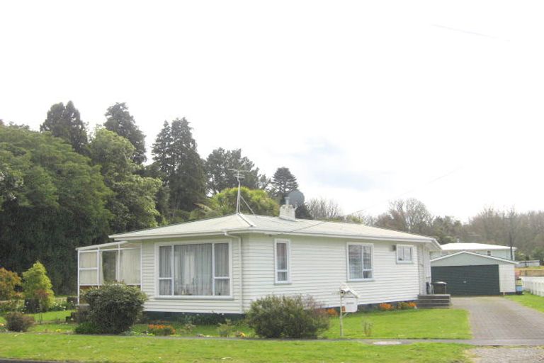 Photo of property in 100 Pembroke Road, Stratford, 4332