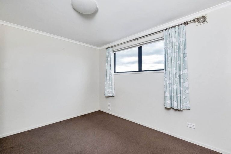 Photo of property in St Claire Village, 129/172 Mcleod Road, Te Atatu South, Auckland, 0610
