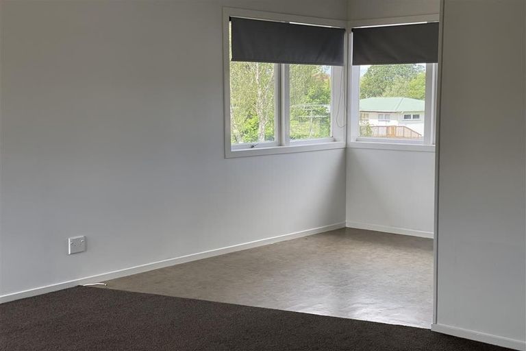 Photo of property in 1/21 Lancaster Road, Beach Haven, Auckland, 0626