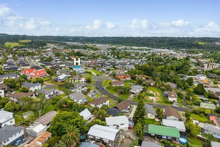 Photo of property in 12 Clearview Heights, Ranui, Auckland, 0612