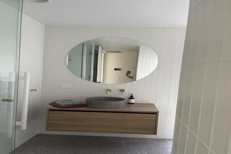 Photo of property in 11 Kereru Crescent, Wanaka, 9305