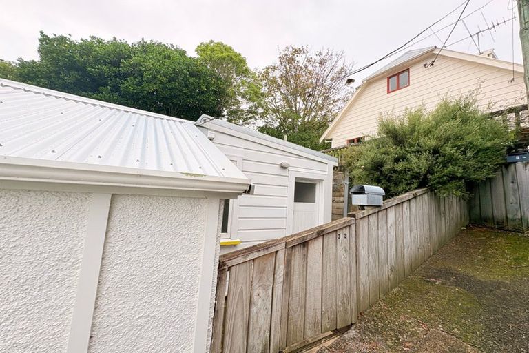 Photo of property in 3 Alameda Terrace, Aro Valley, Wellington, 6021