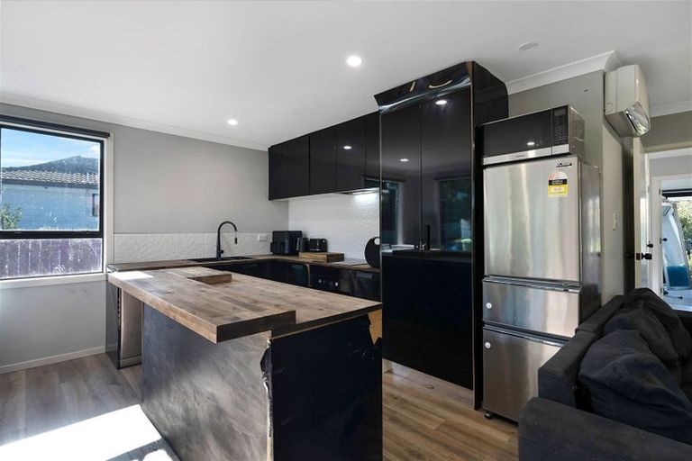 Photo of property in 174 Solar Road, Glen Eden, Auckland, 0602