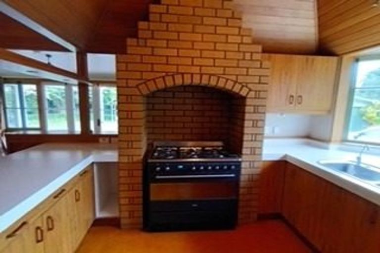 Photo of property in 1 Thames Street, Claudelands, Hamilton, 3214