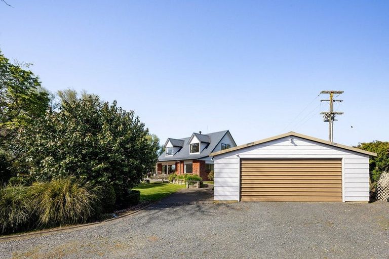 Photo of property in 166 Racecourse Road, Cambridge, 3493