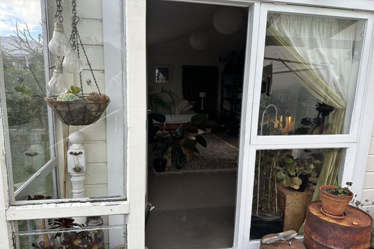 Photo of property in 10 Colville Street, Newtown, Wellington, 6021