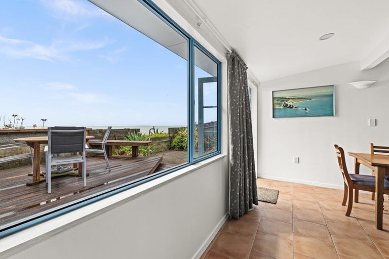 Photo of property in 285 Clifton Road, Te Awanga, 4102