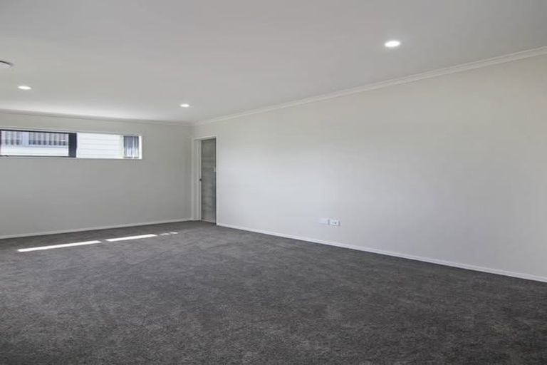 Photo of property in 3/42 Great South Road, Manurewa, Auckland, 2102