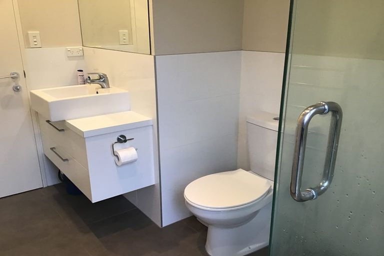 Photo of property in 17b Burdale Street, Riccarton, Christchurch, 8011