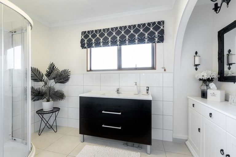 Photo of property in 7 Moana Place, Taradale, Napier, 4112