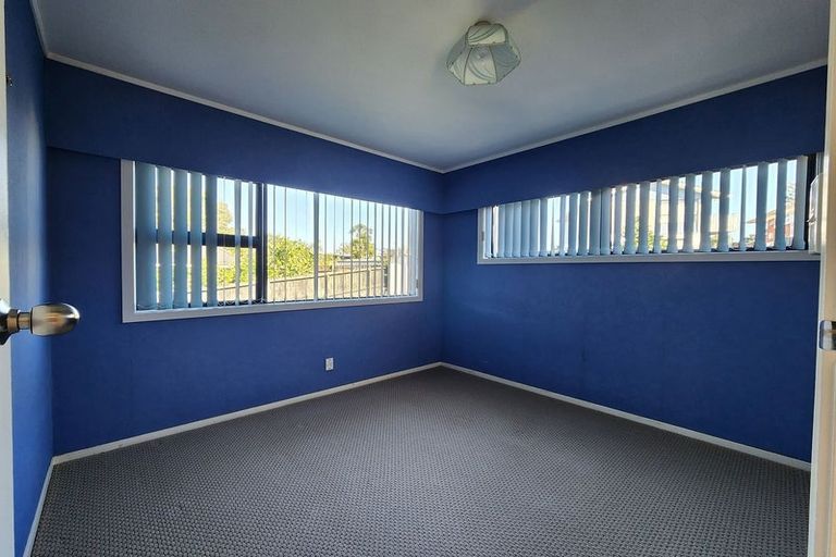 Photo of property in 24 Megan Avenue, Pakuranga Heights, Auckland, 2010