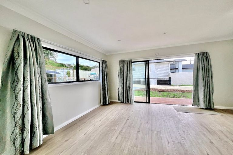 Photo of property in 3 Pukemiro Road, Te Kamo, Whangarei, 0112