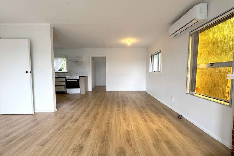 Photo of property in 44 Christmas Road, Manurewa, Auckland, 2102