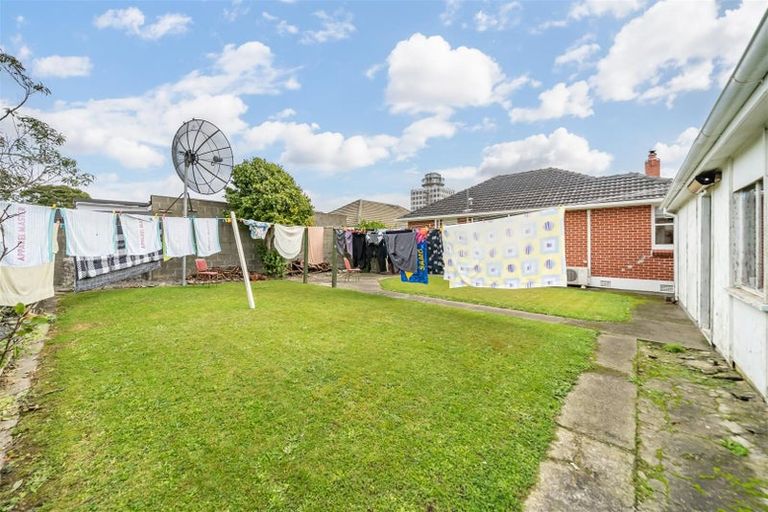 Photo of property in 222 Taita Drive, Avalon, Lower Hutt, 5011