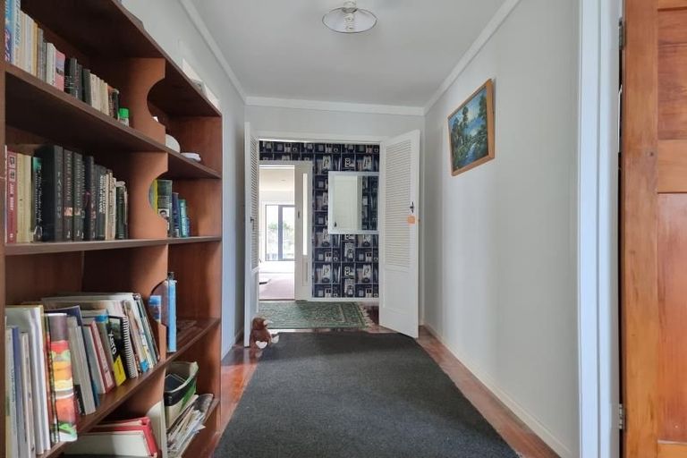 Photo of property in 74 Kauri Street, Miramar, Wellington, 6022
