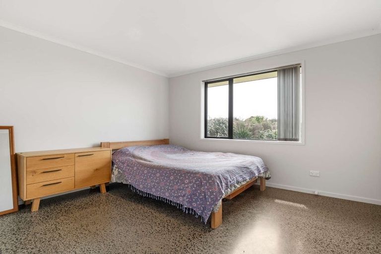 Photo of property in 103 Mcleod Road, South Head, Helensville, 0874