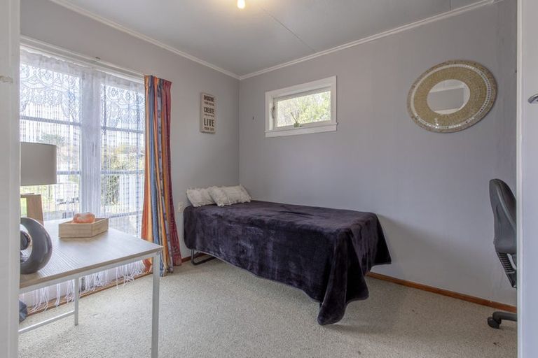 Photo of property in 65 Great North Road, Waipawa, 4210