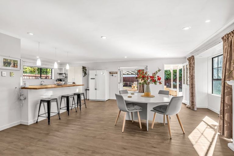 Photo of property in 64 Karnak Crescent, Russley, Christchurch, 8042