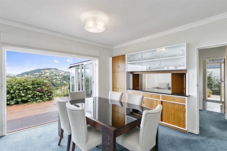 Photo of property in 20 Rama Crescent, Khandallah, Wellington, 6035