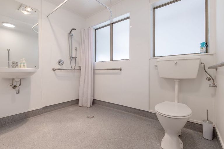 Photo of property in 4 Leeton Drive, Waipukurau, 4200