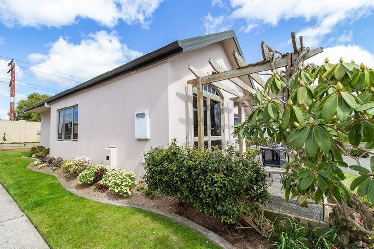 Photo of property in 285unit Vaughan Road, Owhata, Rotorua, 3010