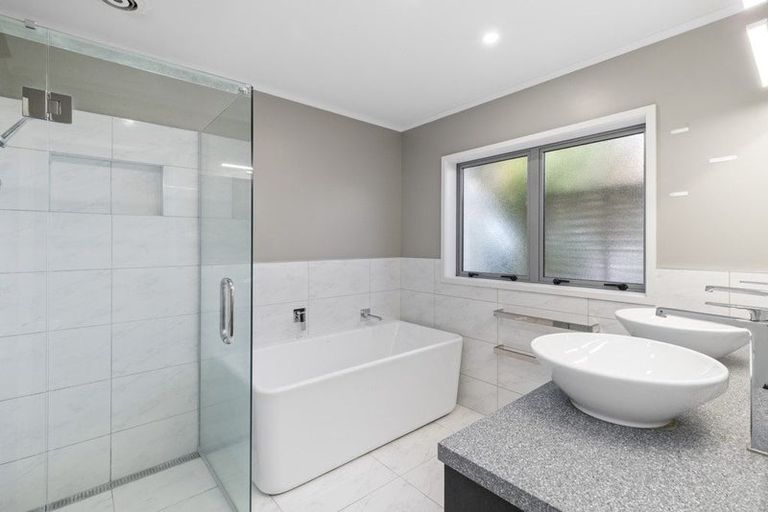 Photo of property in 37 Karioitahi Road, Waiuku, 2683