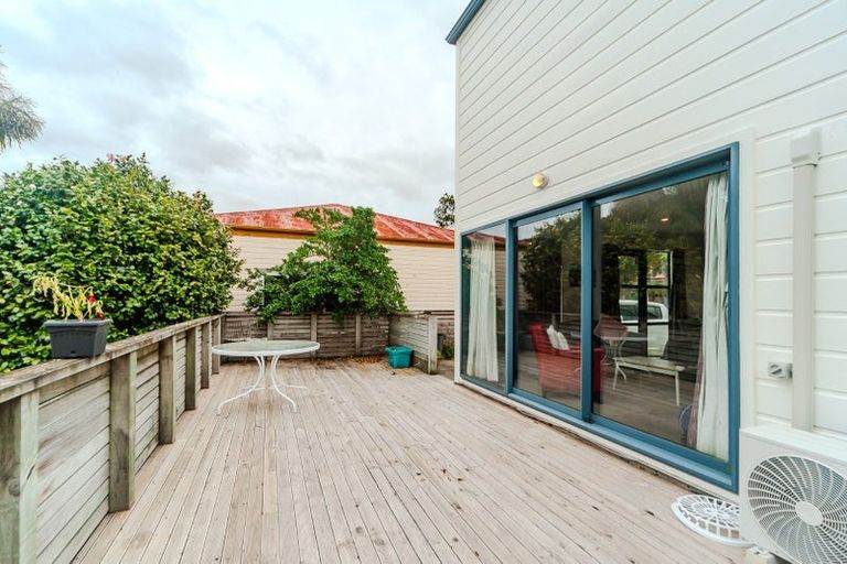 Photo of property in 24 Picton Avenue, Newtown, Wellington, 6021