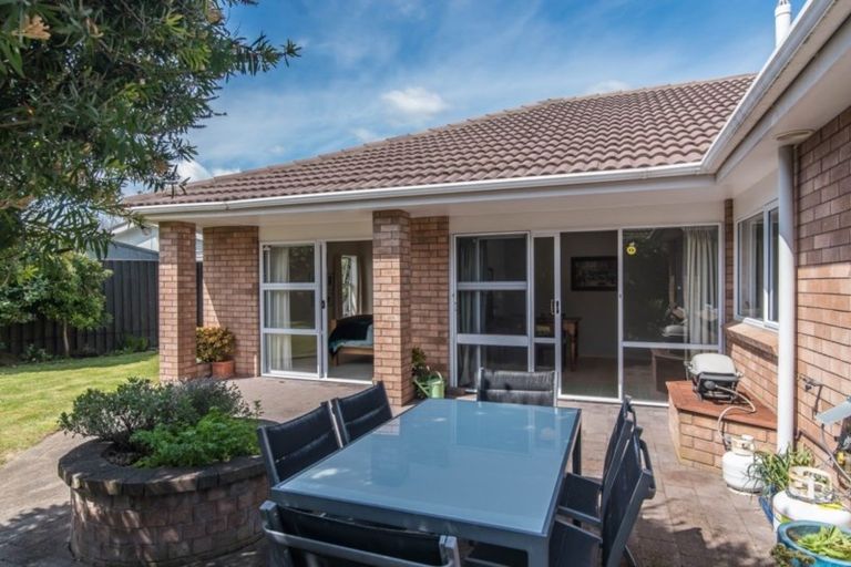 Photo of property in 16 Manly Garden, Paraparaumu Beach, Paraparaumu, 5032