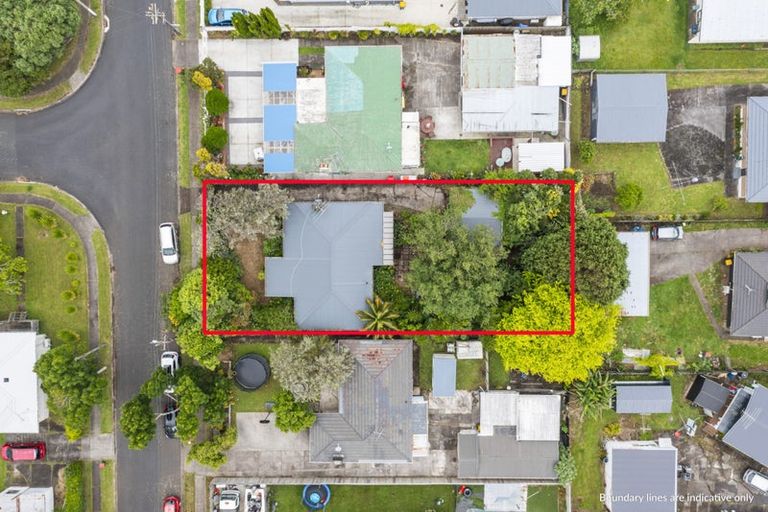 Photo of property in 9 Kamaka Road, Mangere Bridge, Auckland, 2022