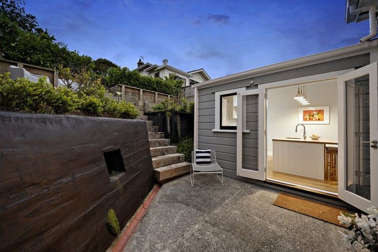 Photo of property in 17 Hamilton Road, Hataitai, Wellington, 6021