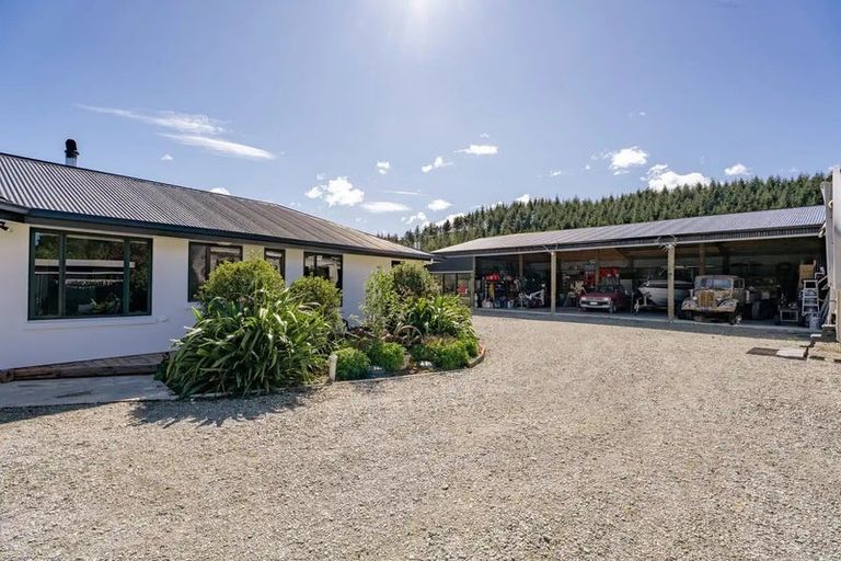 Photo of property in 27 The Terrace, Garston, Athol, 9793