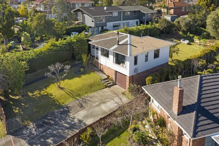 Photo of property in 24 School Road, Te Atatu South, Auckland, 0610