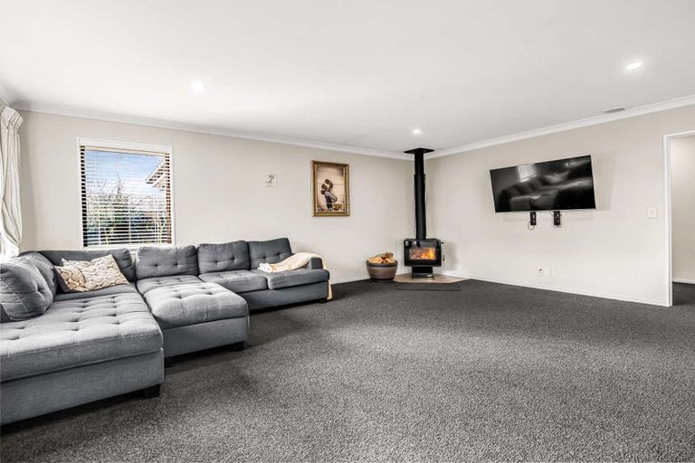 Photo of property in 10 Greenstone Street, Rolleston, 7614