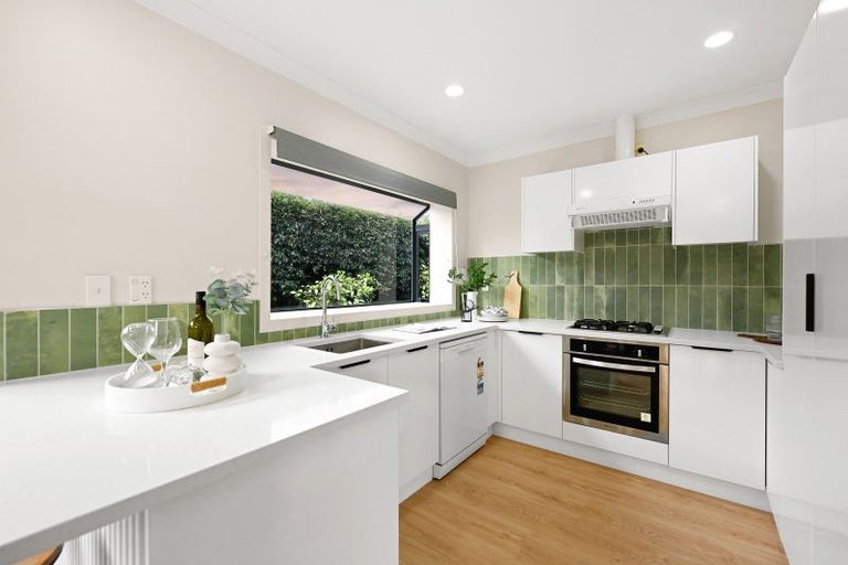 Photo of property in 44 Catalina Drive, Melville, Hamilton, 3206