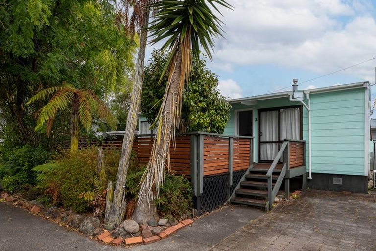 Photo of property in 2/180 Henderson Valley Road, Henderson, Auckland, 0612
