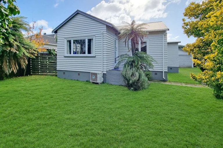 Photo of property in 15 Holland Street, Glenholme, Rotorua, 3010