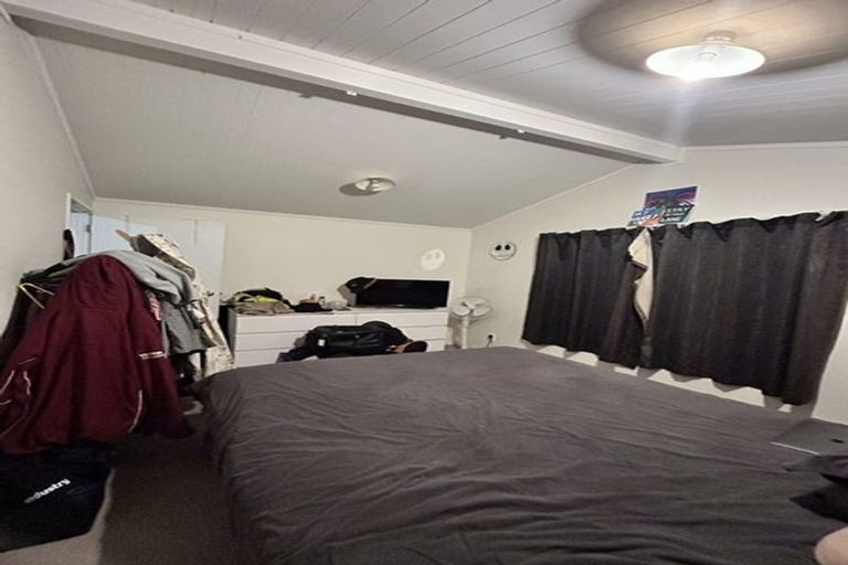 Photo of property in 11 Garth Place, Manurewa, Auckland, 2102