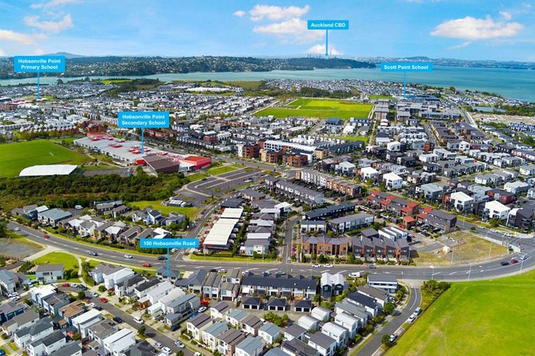Photo of property in 48 Zita Maria Drive, Massey, Auckland, 0614