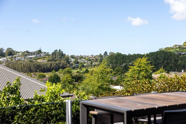 Photo of property in 32 Harbelle Close, Bethlehem, Tauranga, 3110